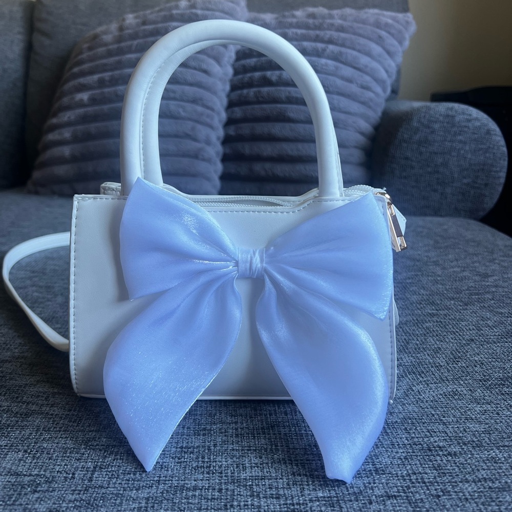 Windsor White Mini Bag with Bow Accent